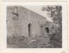 Sant Sadurní de Gallifa. Portal i porta de la Cisterna