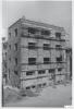 Construcció de l'antic edifici de correus a la Plaça Coll i Dorca