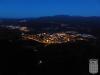 Vista general de Centelles fent-se fosc, presa des del Puigsagordi