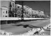 Vies de tren cobertes de neu