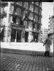 Cantonada d'un carrer, probablement a l'Eixample barceloní