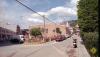Parc infantil a la confluència del carrer Canigó i el carrer Pirineu