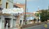 El carrer Santa Maria decorat durant la celebració de la Festa Major