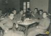 Soldats a la cantina del Destacamento de Artilleria Antiaérea de Ripollet